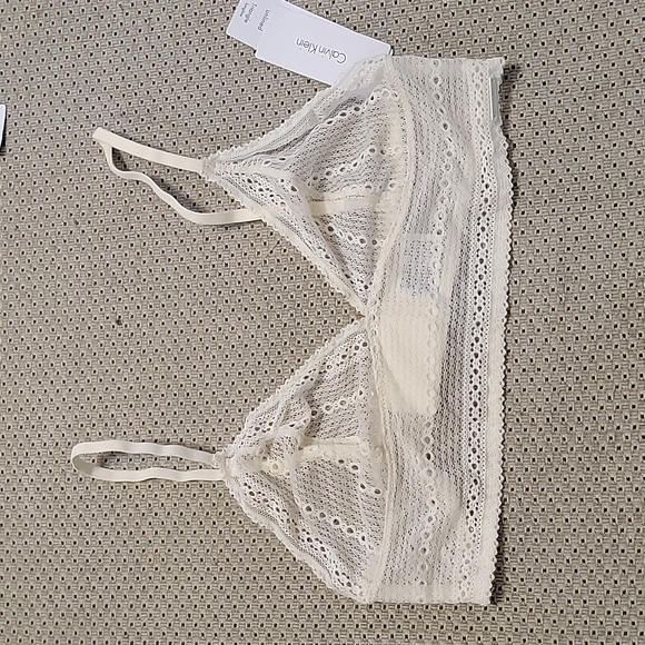 NWT Calvin Klein Lace Triangle Longline Bralettes- Size:L- Available in 4 colors - Picture 4 of 15